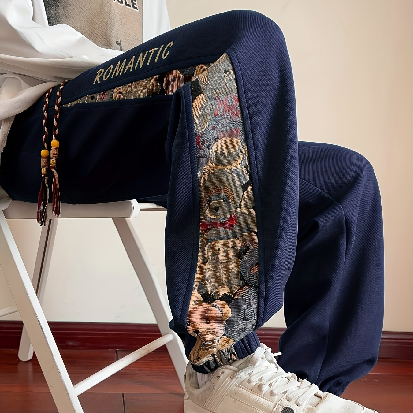 Men's Loose Fit Bear Embroidery Joggers, Casual Stretch Street Style Sports Pants
