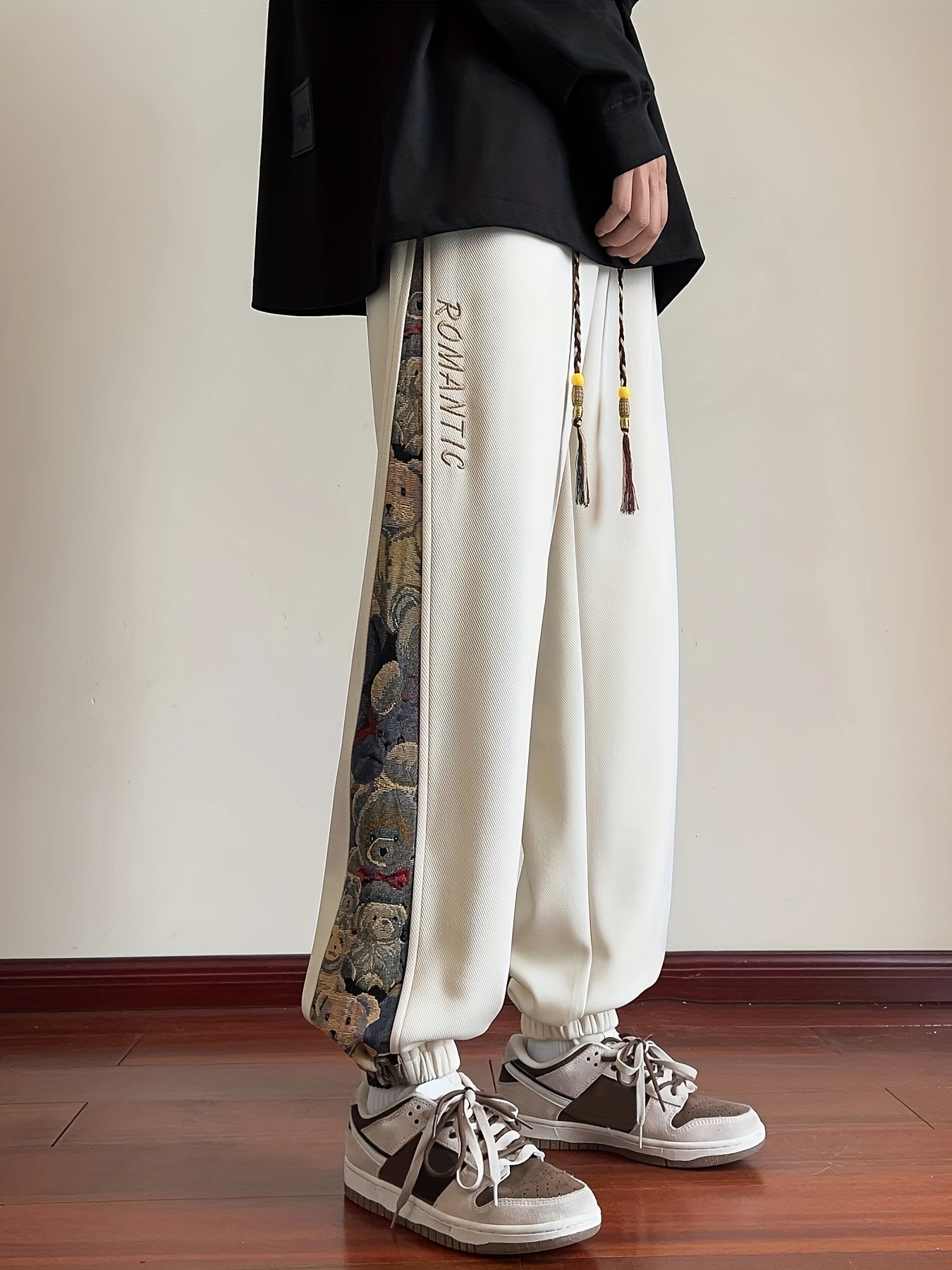 Men's Loose Fit Bear Embroidery Joggers, Casual Stretch Street Style Sports Pants