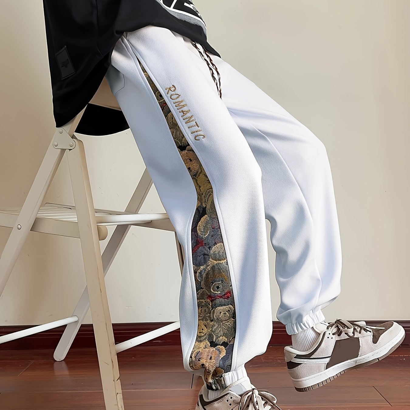 Men's Loose Fit Bear Embroidery Joggers, Casual Stretch Street Style Sports Pants
