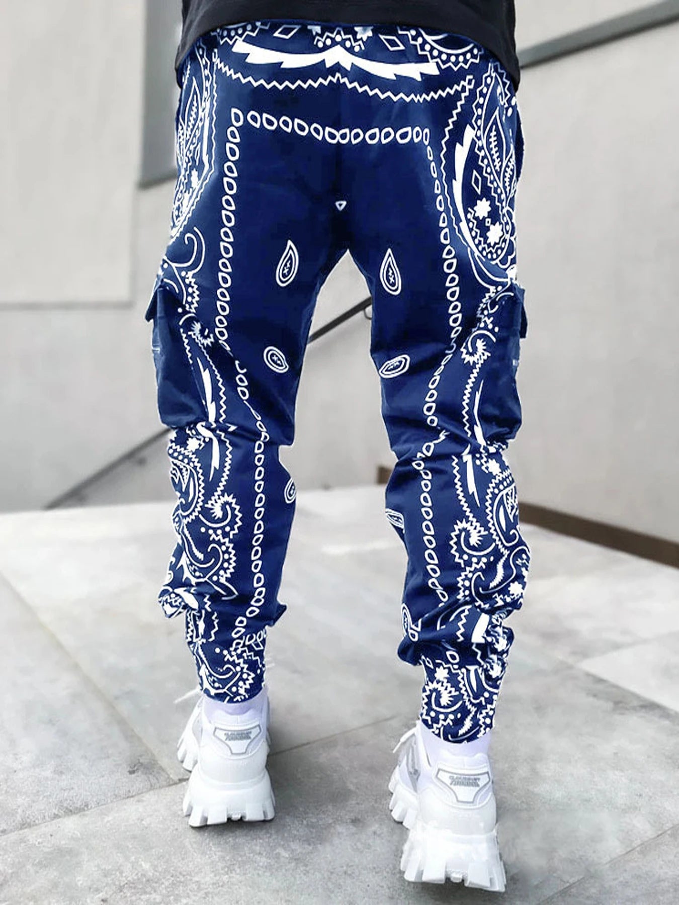 Men's Stylish Paisley Joggers with Multiple Pockets - Comfortable Fit for Sports and Casual Wear Street personality