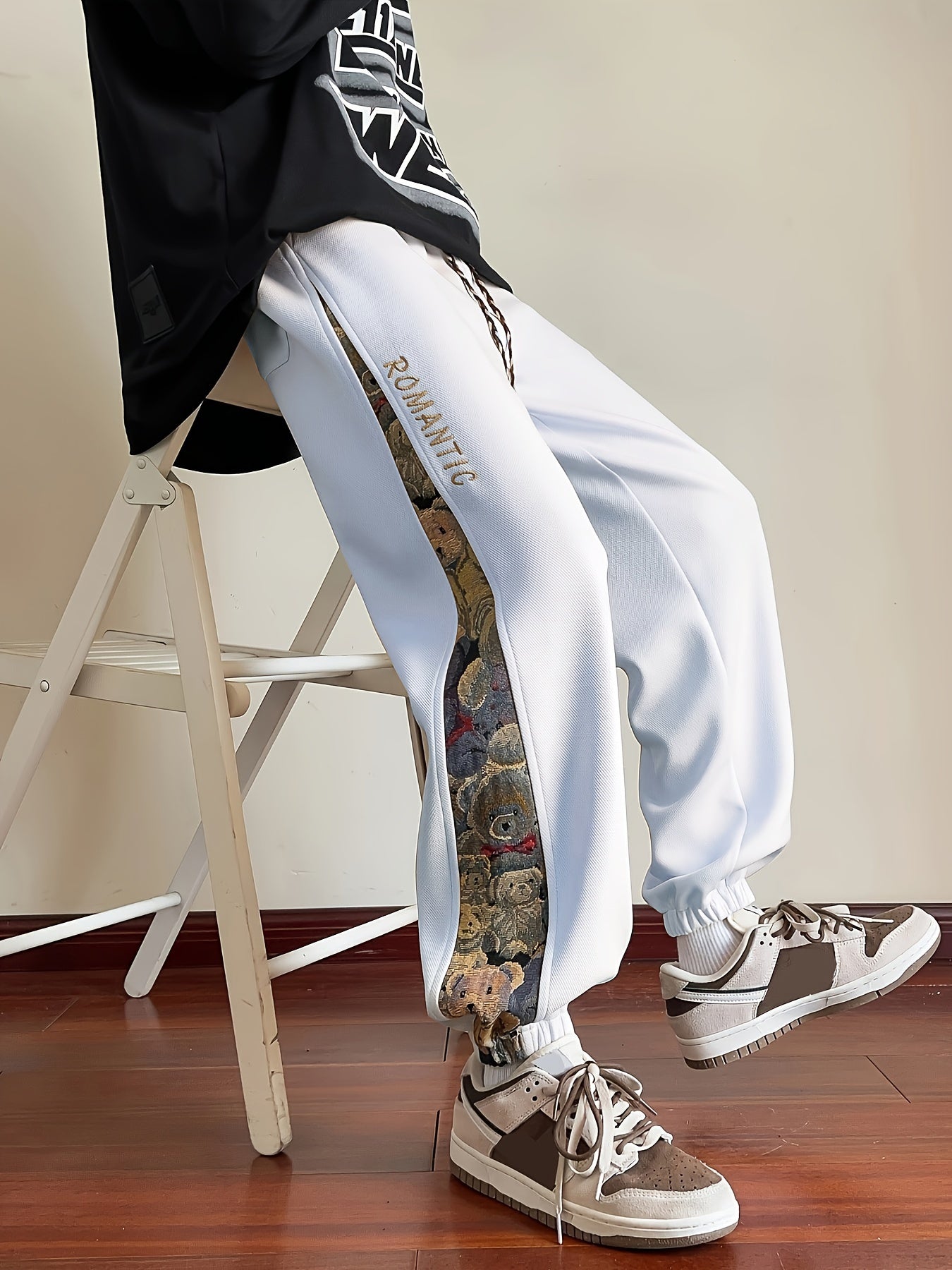 Men's Loose Fit Bear Embroidery Joggers, Casual Stretch Street Style Sports Pants
